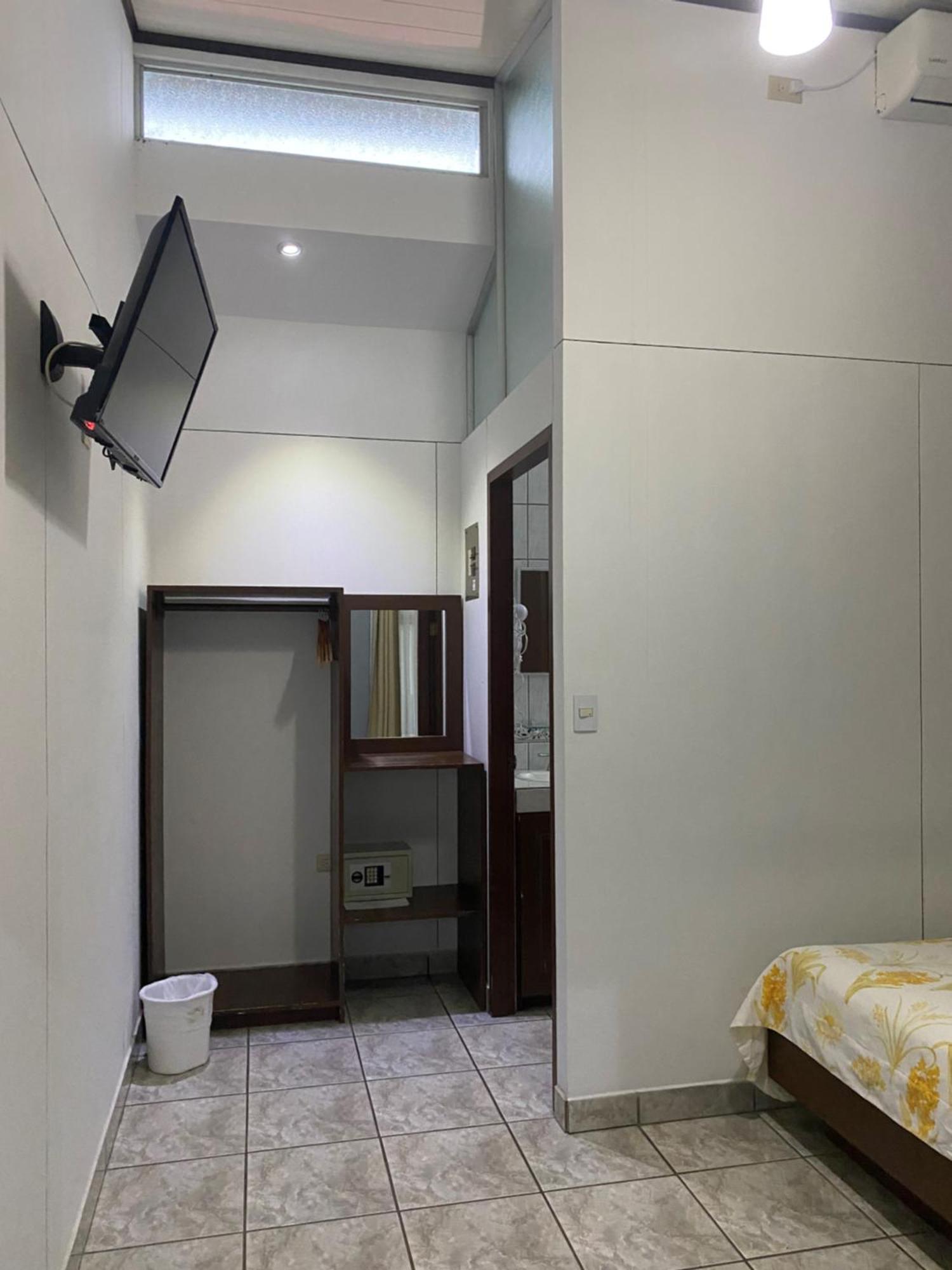Hotel Arenal Rabfer La Fortuna Exterior foto